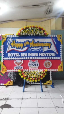 Papan Bunga di Riverwalk Island